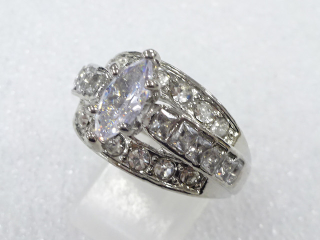 CRYSTAL FASHION RING / JP SIZE 23